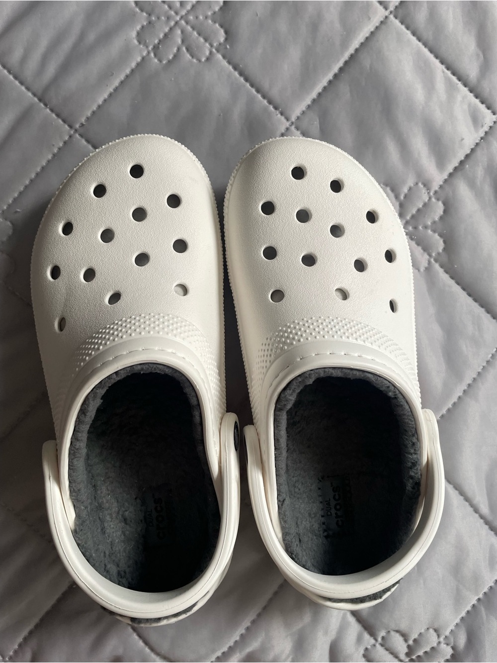 CROCS White Fuzz-Lined